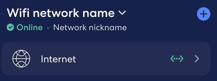 Immagine del nome della rete e dello stato di Internet visualizzati nella parte superiore della schermata Home.